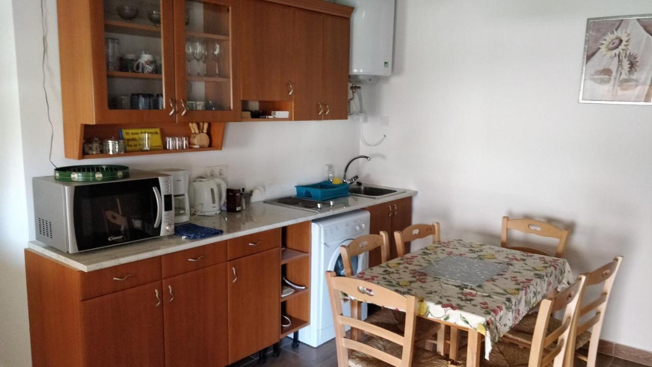 Oereghaz Vendeghaz Lägenhet Lakhegy Exteriör bild