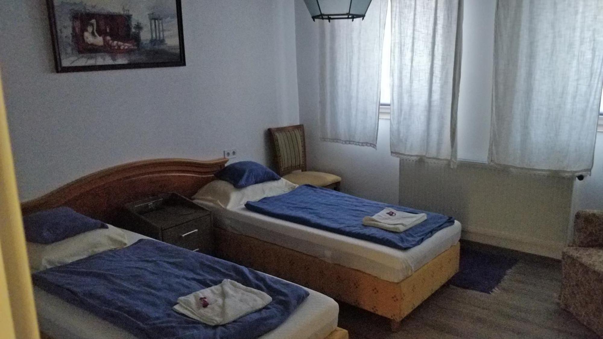 Oereghaz Vendeghaz Lägenhet Lakhegy Exteriör bild