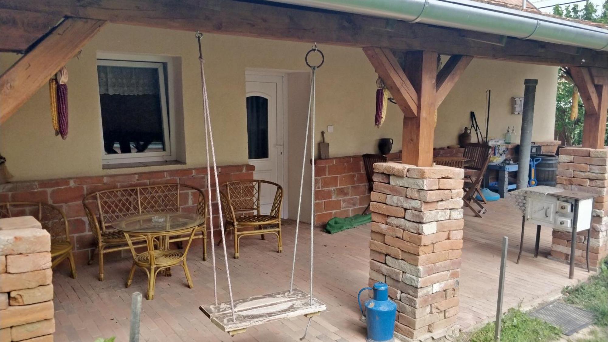 Oereghaz Vendeghaz Lägenhet Lakhegy Exteriör bild
